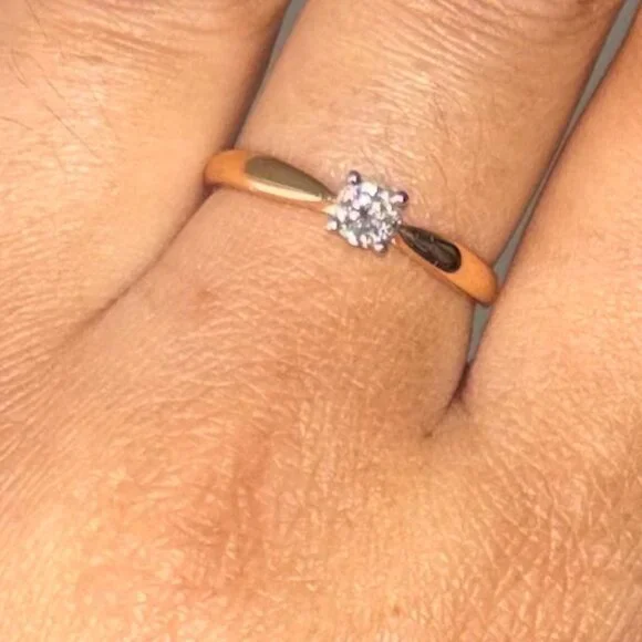 Tiffany & Co. 18k Rose Gold & Platinum 0.29 ct. Diamond Harmony Ring, Size 7.5 - Picture 3 of 5